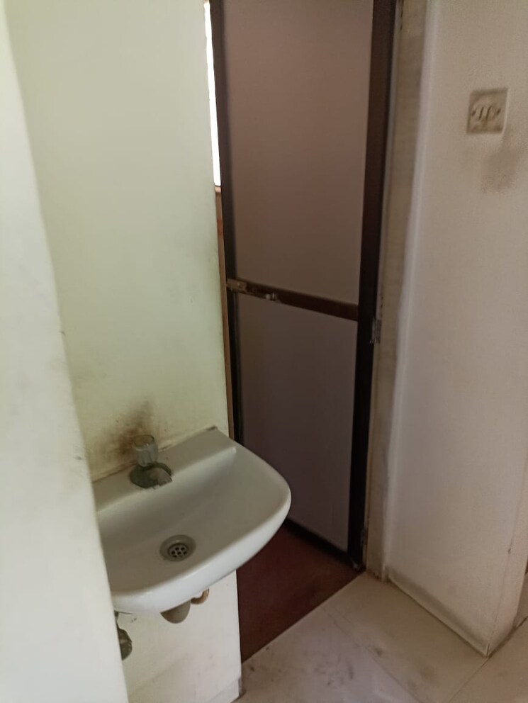 Bathroom, sai-pushyadanth 1 Bedroom 391 Sq.Ft. Apartment In Kharghar Navi Mumbai 7896837