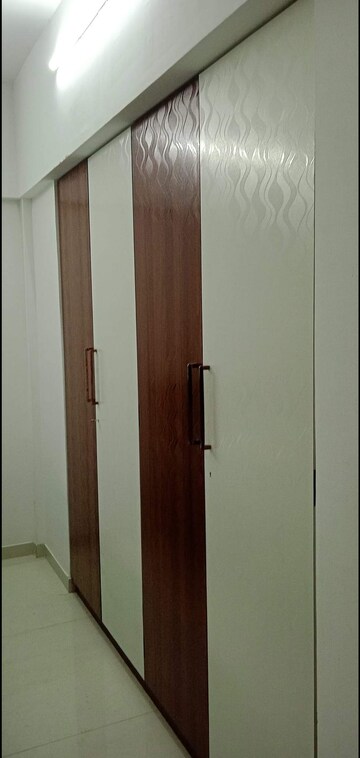 Furnished Amenities in 2 BHK Apartment at Cosmos Habitat, Majiwada – for Rent