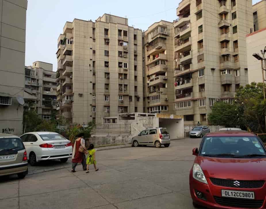 3 BHK + Extra Room Apartment For Sale in Mayur Vihar 1