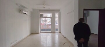 Room in 3 BHK Builder Floor at SS Almeria, Sector 84 – for Rent