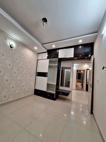 Room in 3 BHK Apartment at Panchkula Urban Estate – for Rent