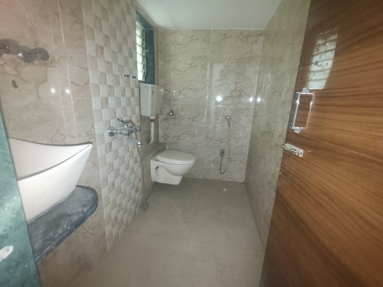 Bathroom, mayur-shree-nandkumar-mahadev-ashirwad 1 Bedroom 560 Sq.Ft. Apartment In Bhayandar East Thane 7897295