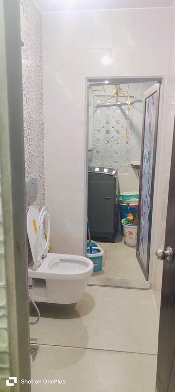 Bathroom in 3 BHK Apartment at Raunak Tower, Pokhran Road No 1 – for Rent