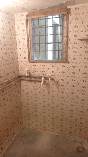 Attached Bathroom in 1 BHK Apartment at Dombivli West – for Rent