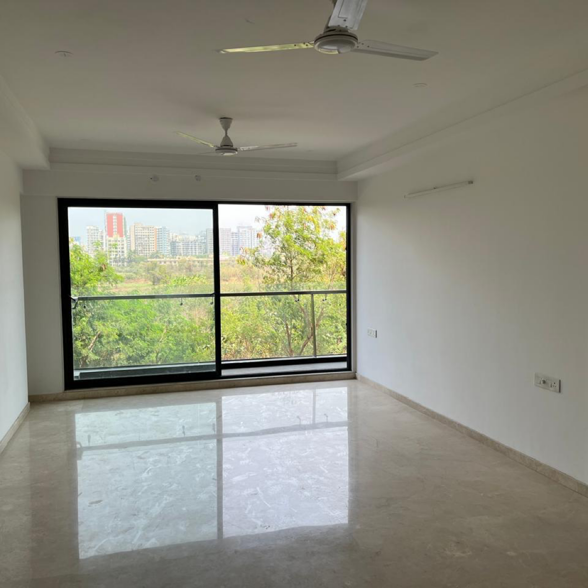 3 BHK Builder Floor For Sale in DLH Legacy