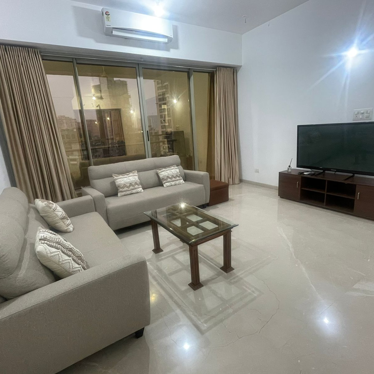 3 BHK Builder Floor For Sale in Transcon Triumph Tower 2