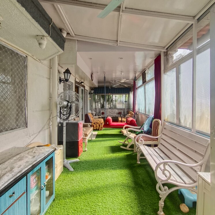 Other, yari road 6 Bedroom 3500 Sq.Ft. Independent House In Yari Road Mumbai 7897429