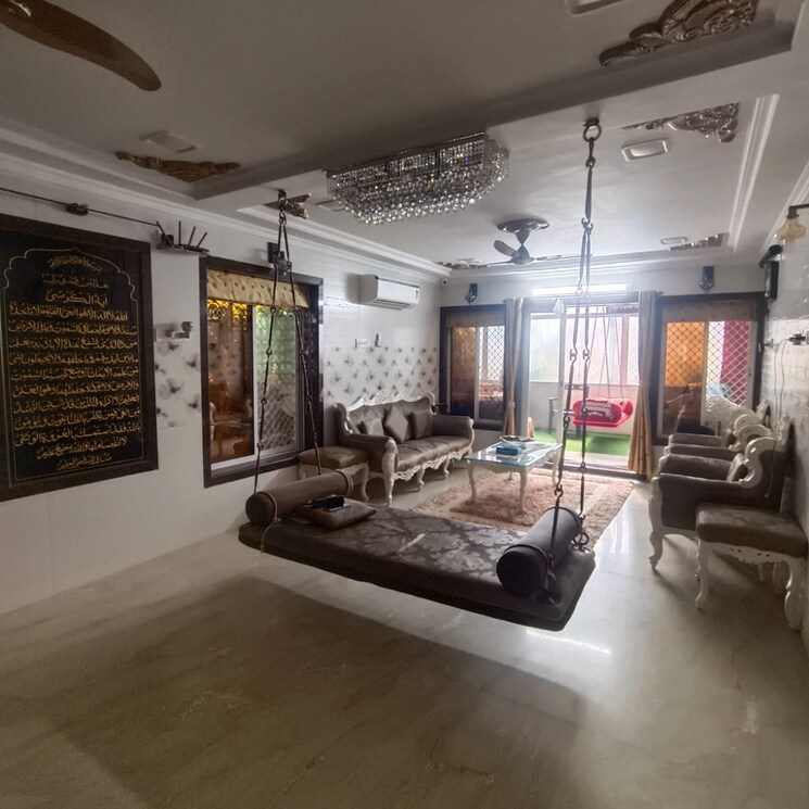 Living Room, yari road 6 Bedroom 3500 Sq.Ft. Independent House In Yari Road Mumbai 7897429