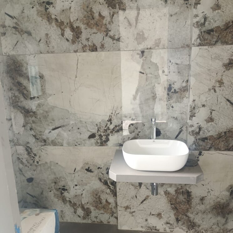 Bathroom, lotus-amalfi 6 Bedroom 2500 Sq.Ft. Penthouse In Yari Road Mumbai 7897439