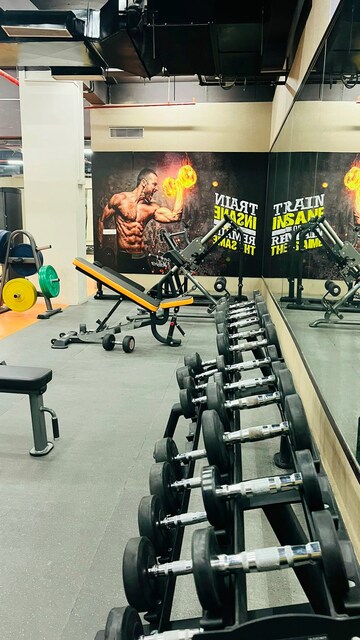 Gym in 4 BHK Apartment at Azeagaia Botanica, Vrindavan Yojna – for Sale