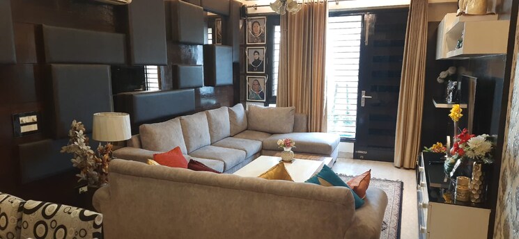 Living Room, south extension i 3 Bedroom 200 Sq.Yd. Builder Floor In South Extension I Delhi 7897447