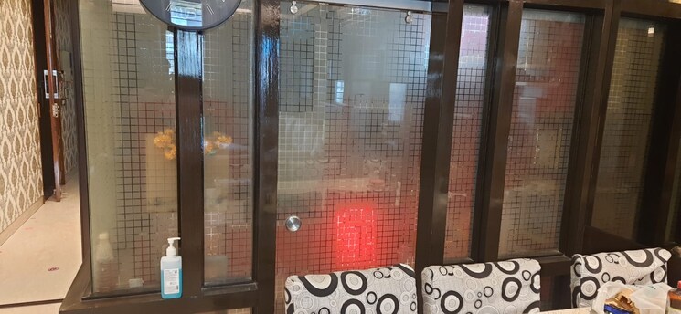 Bathroom, south extension i 3 Bedroom 200 Sq.Yd. Builder Floor In South Extension I Delhi 7897447