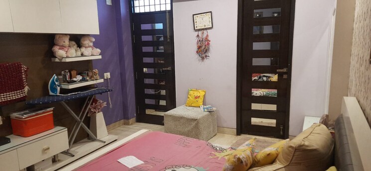 Living Room, south extension i 3 Bedroom 200 Sq.Yd. Builder Floor In South Extension I Delhi 7897447