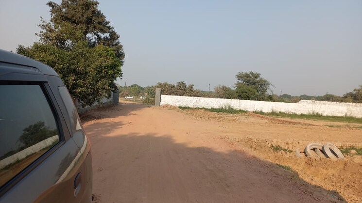 undefined, dev-city-dadri  121 Sq.Yd. Plot In Talabpur Urf Hathipur Greater Noida 7897446