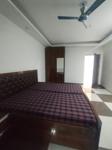 Kitchen in 3 BHK Builder Floor at Ansal Sushant Lok I, Sector 43 – for Rent