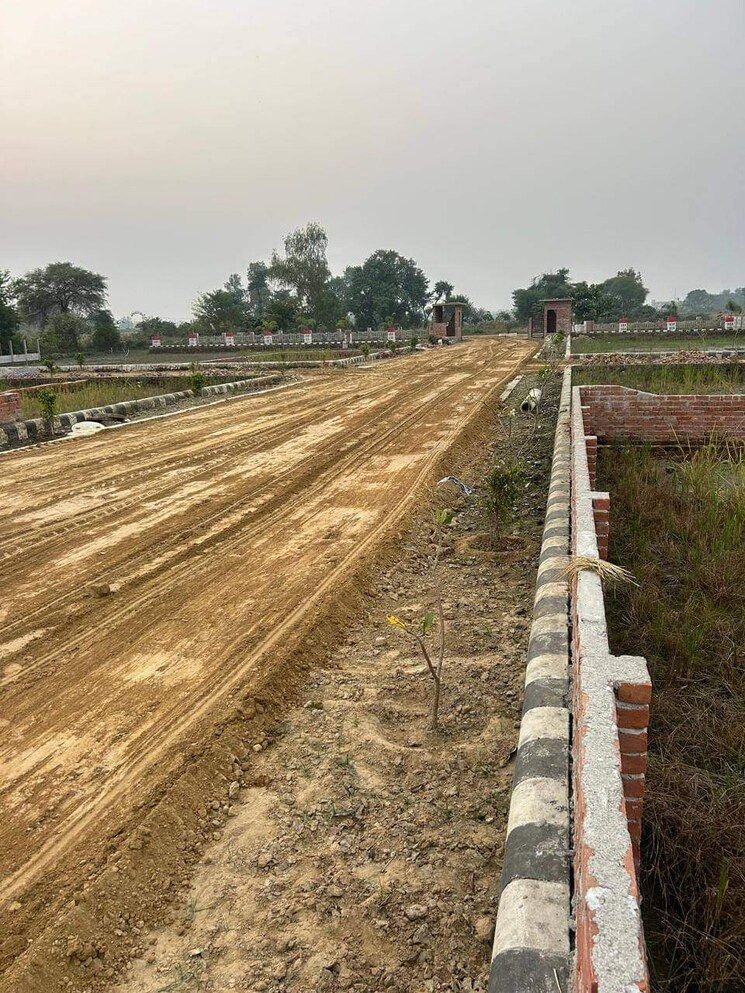 undefined, bhoomi-krishna-kunj  120 Sq.Yd. Plot In Dhoom Manikpur Greater Noida 7897502