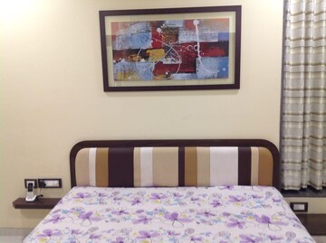 Bedroom in 2.5 BHK Apartment at Oberoi Realty Woods, Goregaon East – for Rent