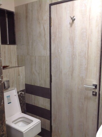 Attached Bathroom in 2.5 BHK Apartment at Oberoi Realty Woods, Goregaon East – for Rent