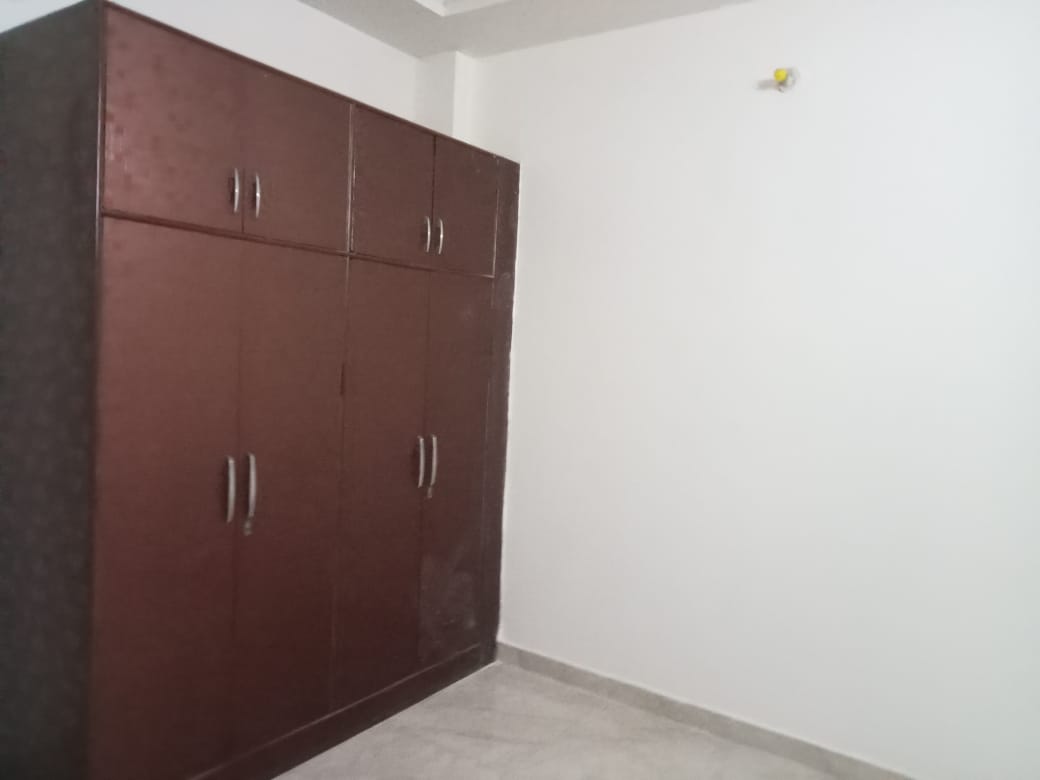 1.5 BHK Builder Floor For Sale in Vasundhara
