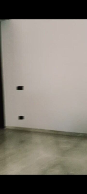  Showroom For Rent in Chattarpur