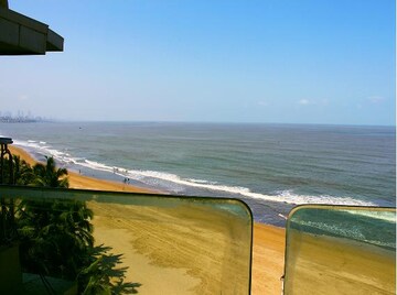 5 BHK Villa For Sale in Juhu