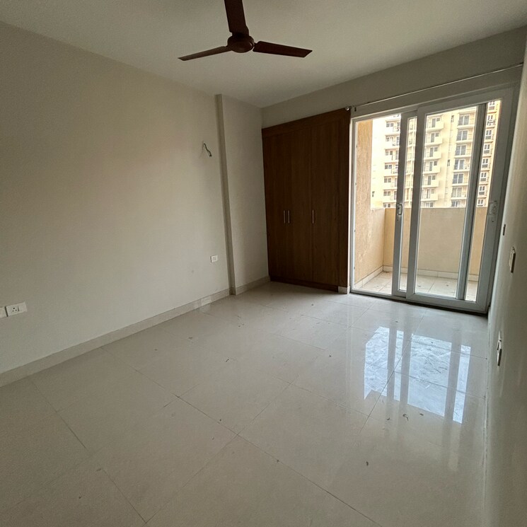 Room, tata-eureka-park 2 Bedroom 1100 Sq.Ft. Apartment In Sector 150 Noida 7897588