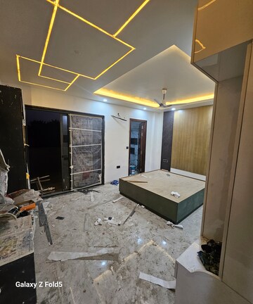 Master Bedroom in 4 BHK Builder Floor at Sector 29 – for Sale