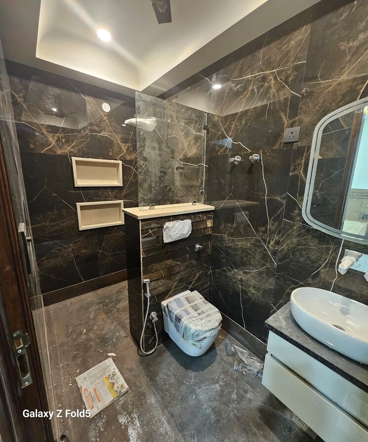 Gym, sector 29 4 Bedroom 250 Sq.Yd. Builder Floor In Sector 29 Faridabad 7897603