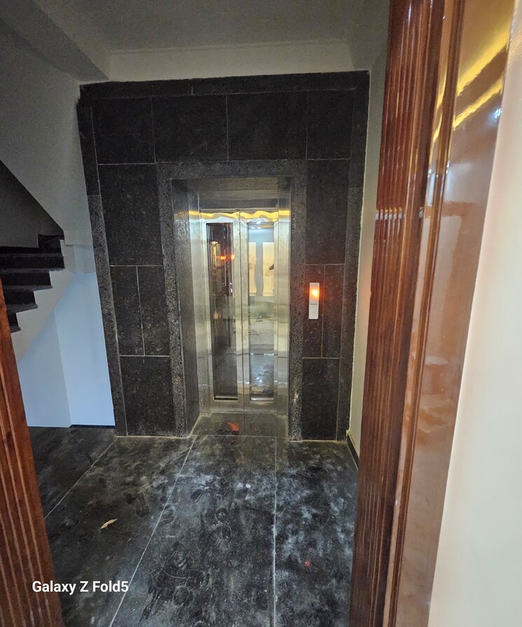 Exterior View, sector 29 4 Bedroom 250 Sq.Yd. Builder Floor In Sector 29 Faridabad 7897603