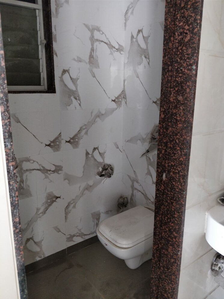 Bathroom, anantnath-and-agasan 1 Bedroom 670 Sq.Ft. Apartment In Diva Thane 7897627