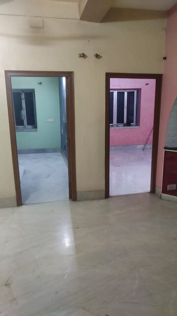 Room in 2 BHK Apartment at Tollygunge – for Sale