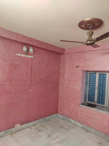 Room in 2 BHK Apartment at Tollygunge – for Sale
