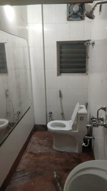 Bathroom in 2 BHK Apartment at Tollygunge – for Sale