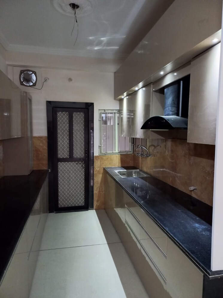 Kitchen, hoshangabad road 4 Bedroom 2500 Sq.Ft. Villa In Hoshangabad Road Bhopal 7897654