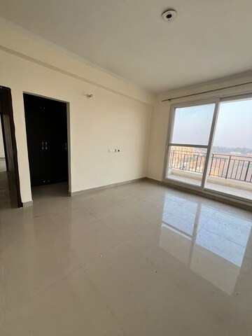 Room in 3 BHK Apartment at Panchkula Urban Estate – for Rent