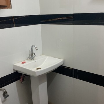 3 BHK Apartment For Rent in MP Metro Towers, Dhakoli Village