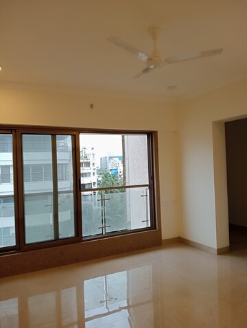 Bedroom in 2 BHK Apartment at Mehta Lilium, Santacruz West – for Rent