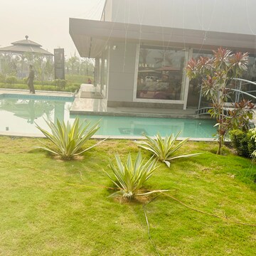  Plot – Garden View at Meerut Cantt - for Sale