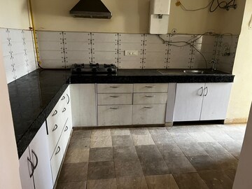 Kitchen in 3.5 BHK Apartment at Gomti Nagar – for Rent