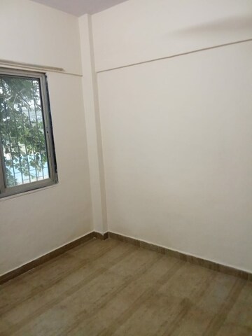 Room in 1 BHK Apartment at Sagar Sangeet CHS, Borivali West – for Rent