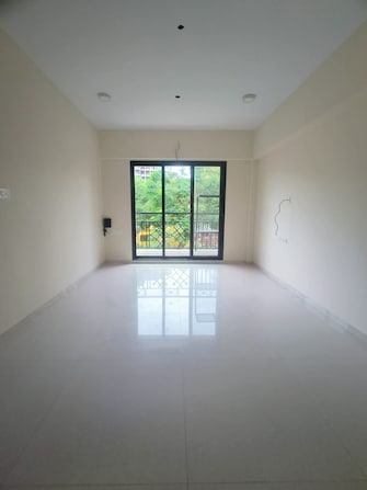 1 BHK Apartment For Rent in Silver Tower Kandivali East Mumbai  7897896