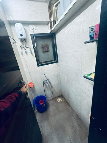 Bathroom in 1 BHK Apartment at Bhoomi Elegant, Kandivali East – for Rent