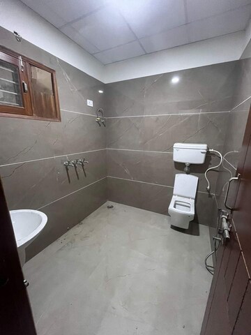 3.5 BHK Independent House For Rent in Sector 82
