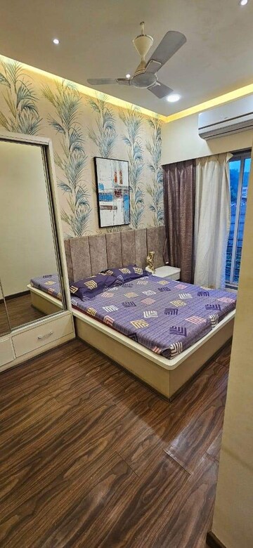 1 BHK Apartment For Rent in Raheja Reflections Kandivali East Mumbai  7897909