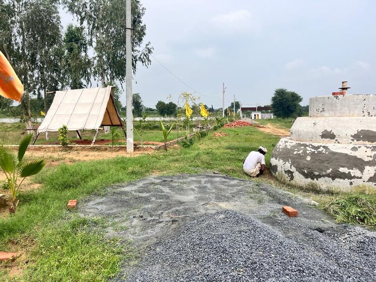 Garden, jewar  440 Sq.Yd. Plot In Jewar Greater Noida 7897947