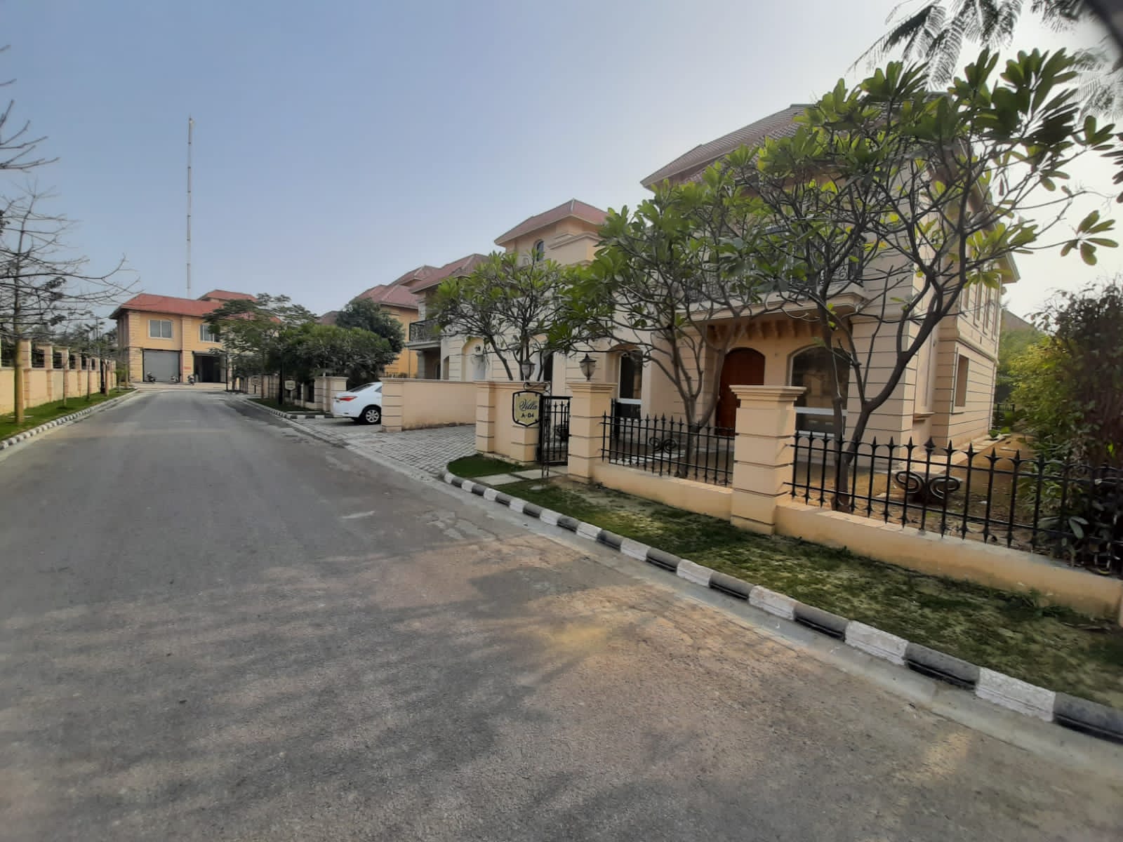 4 BHK + Pooja Room,Study Room 1850 Sq.Ft. Villa in Shalimar Paradise