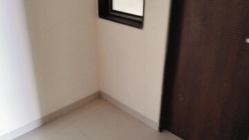 Room in 3 BHK Apartment at Acme Ozone, Manpada – for Rent