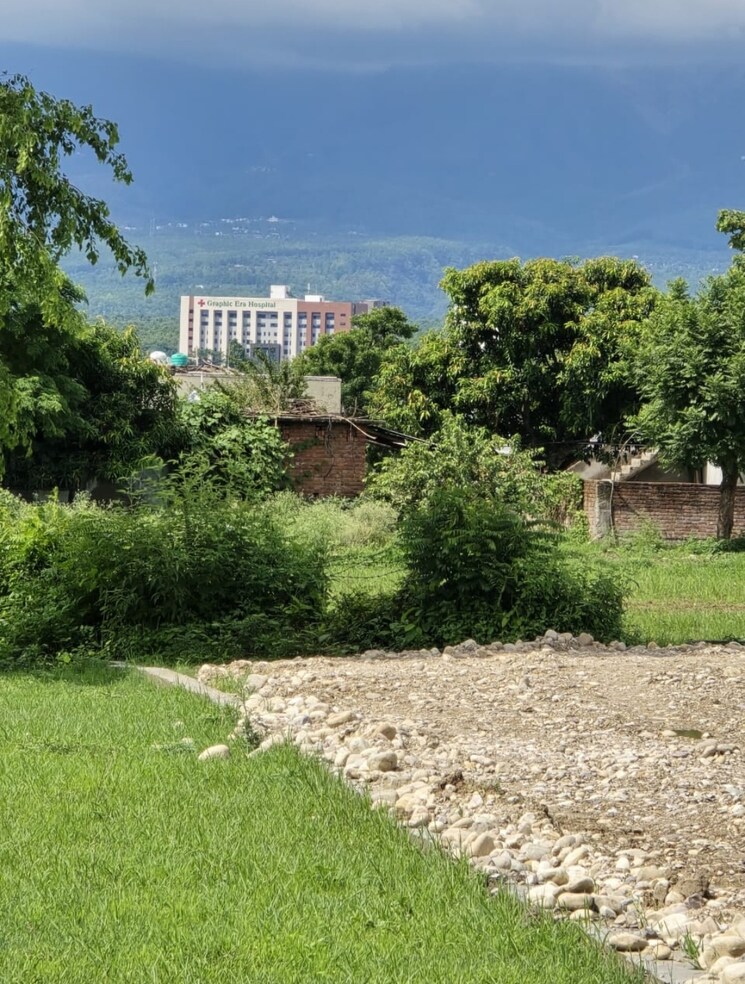 Garden, shimla bypass road  150 Sq.Yd. Plot In Shimla Bypass Road Dehradun 7897984