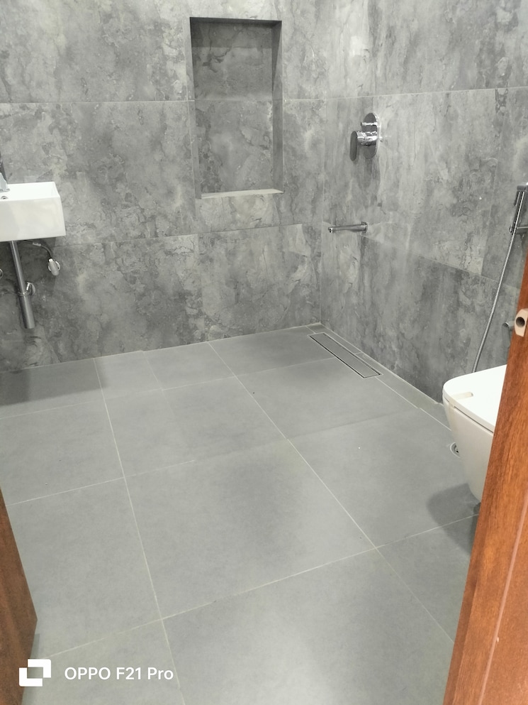 Bathroom, sumadhura-olumpus 3 Bedroom 2010 Sq.Ft. Apartment In Nanakramguda Hyderabad 7897990