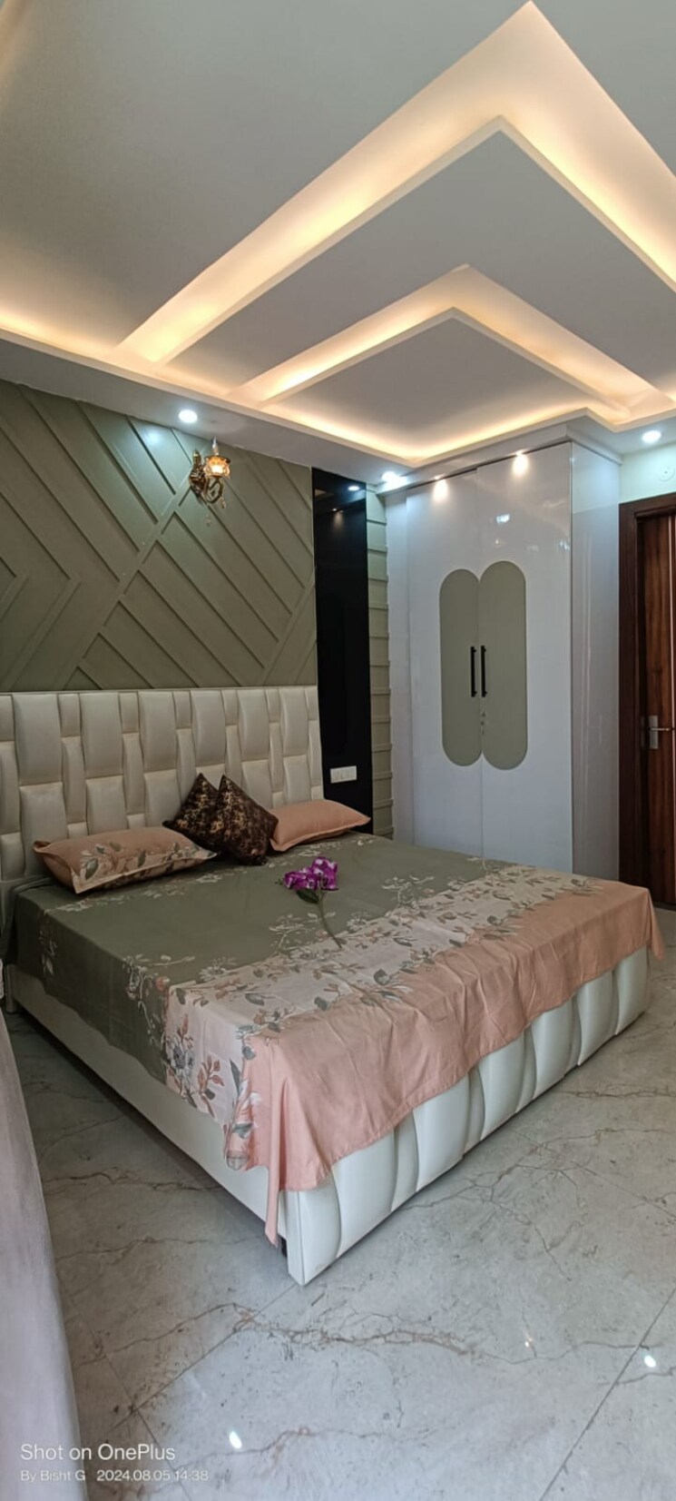 Master Bedroom, prateek-edifice 5 Bedroom 4300 Sq.Ft. Apartment In Sector 107 Noida 7898003